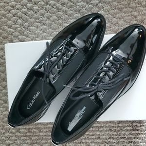 Calvin klein oxford shoes size 8